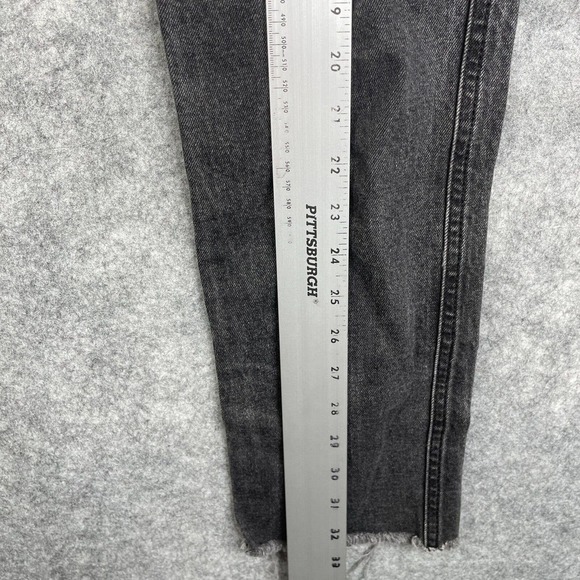Free People Jeans Size 26 Cropped Black Washed Faded Fray Raw Hem - Picture 3 of 8